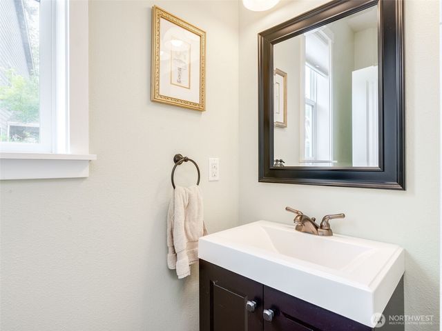 2806 NE 105th Circle, Vancouver, WA 98686