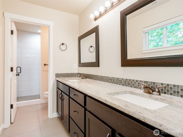 2806 NE 105th Circle, Vancouver, WA 98686