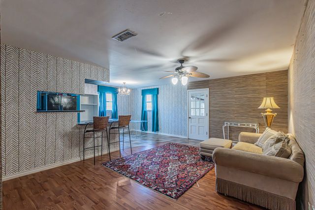 618 Magnolia Street, Denton, TX 76201