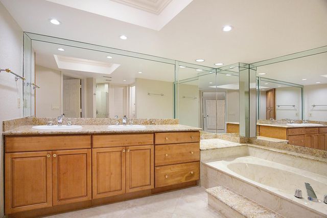 800 Jeffery Street 409, Boca Raton, FL 33487