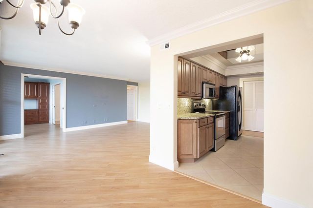 800 Jeffery Street 409, Boca Raton, FL 33487