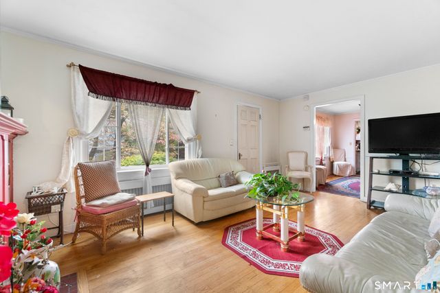 70 Judwin Avenue, New Haven, CT 06515