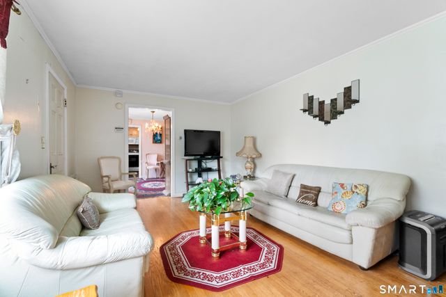 70 Judwin Avenue, New Haven, CT 06515