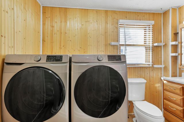 302 Washington Avenue, Lancaster, OH 43130