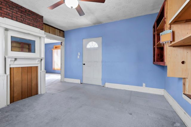 302 Washington Avenue, Lancaster, OH 43130