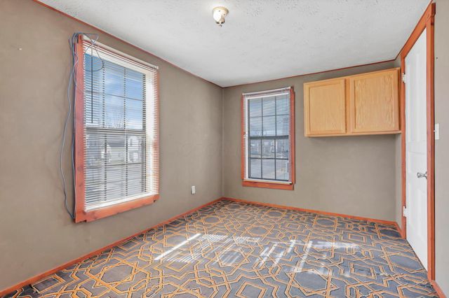 302 Washington Avenue, Lancaster, OH 43130