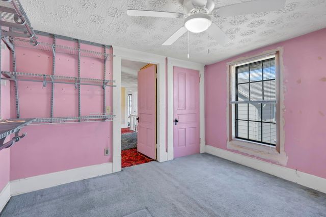 302 Washington Avenue, Lancaster, OH 43130