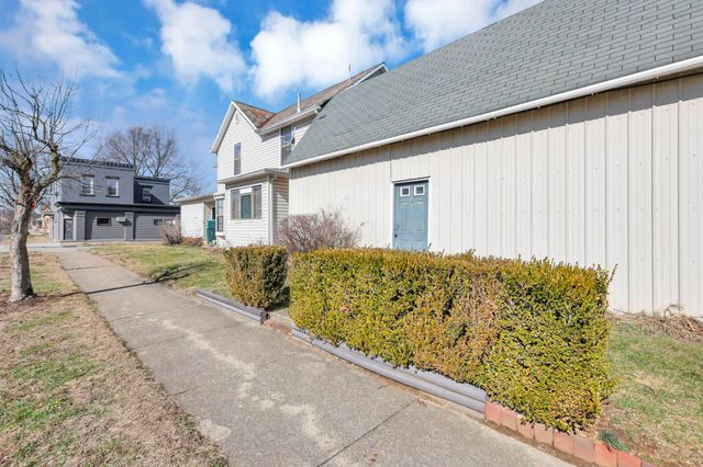 302 Washington Avenue, Lancaster, OH 43130
