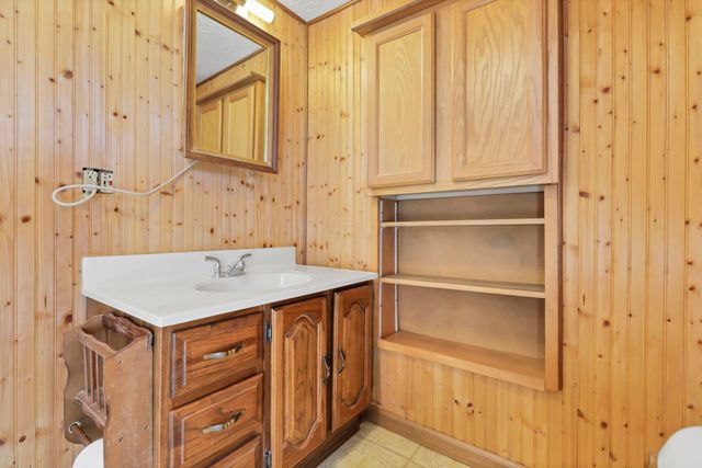 302 Washington Avenue, Lancaster, OH 43130