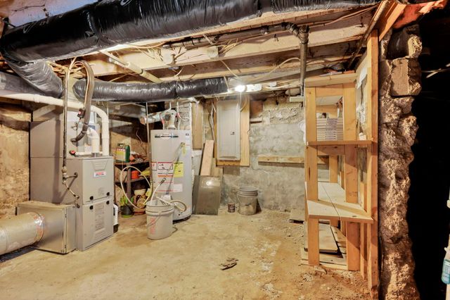 302 Washington Avenue, Lancaster, OH 43130