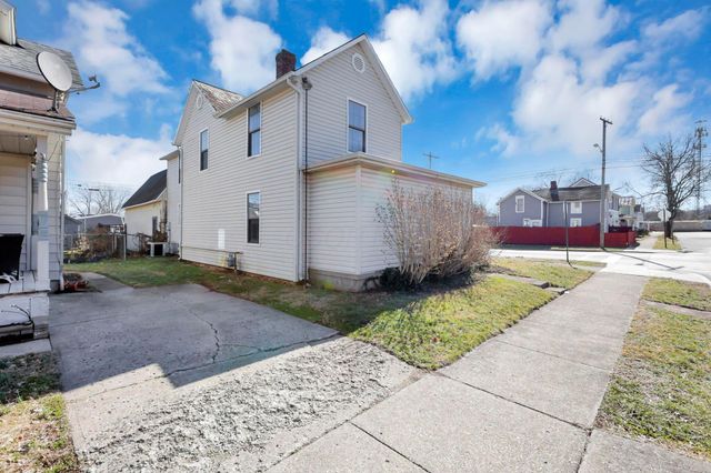 302 Washington Avenue, Lancaster, OH 43130