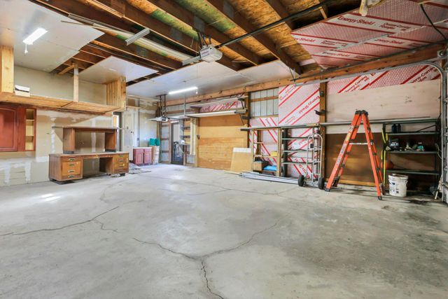 302 Washington Avenue, Lancaster, OH 43130