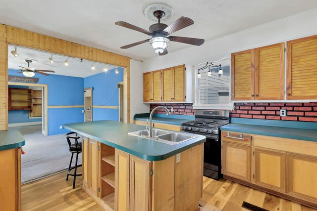 302 Washington Avenue, Lancaster, OH 43130