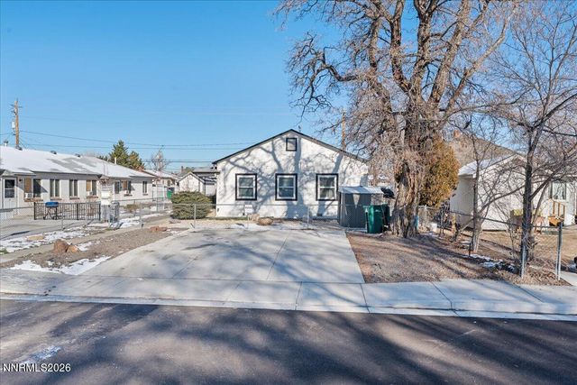 1720 H Street, Sparks, NV 89431