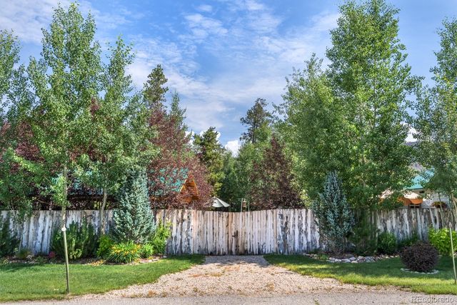 717 Lake Avenue, Grand Lake, CO 80447