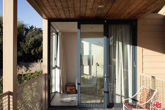 2169 Lemoyne Street, Los Angeles, CA 90026