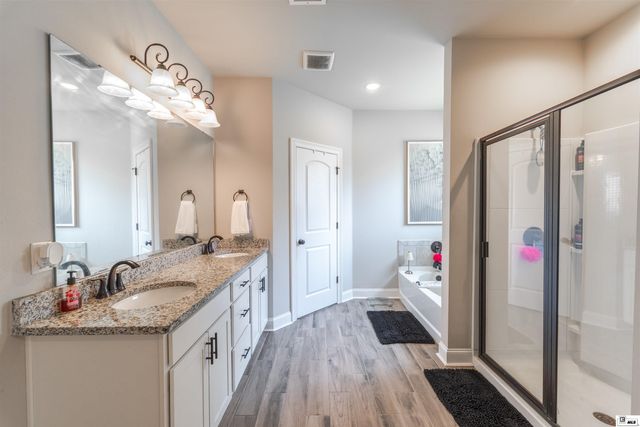 100 PINE LAKE ROAD, Calhoun, LA 71225