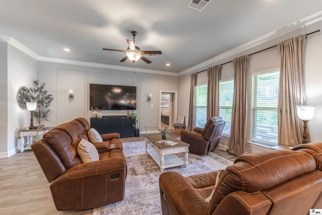 100 PINE LAKE ROAD, Calhoun, LA 71225