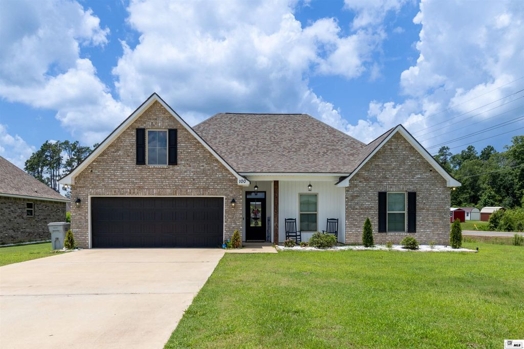 100 PINE LAKE ROAD, Calhoun, LA 71225