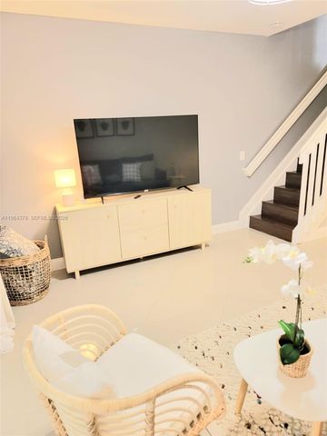 3324 Cabaret Ln, Margate, FL 33063