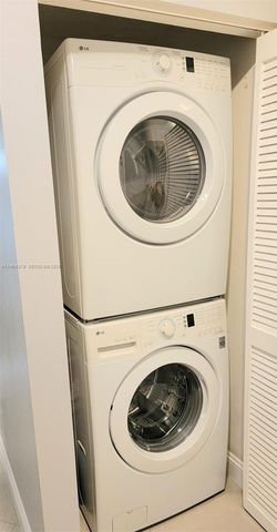 3324 Cabaret Ln, Margate, FL 33063