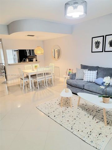 3324 Cabaret Ln, Margate, FL 33063