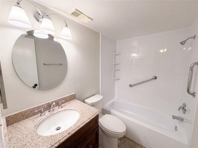 6219 PALMA DEL MAR BOULEVARD S 114, St Petersburg, FL 33715