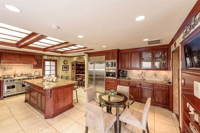 580 W 26th Street, Upland, CA 91784