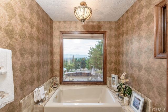 580 W 26th Street, Upland, CA 91784