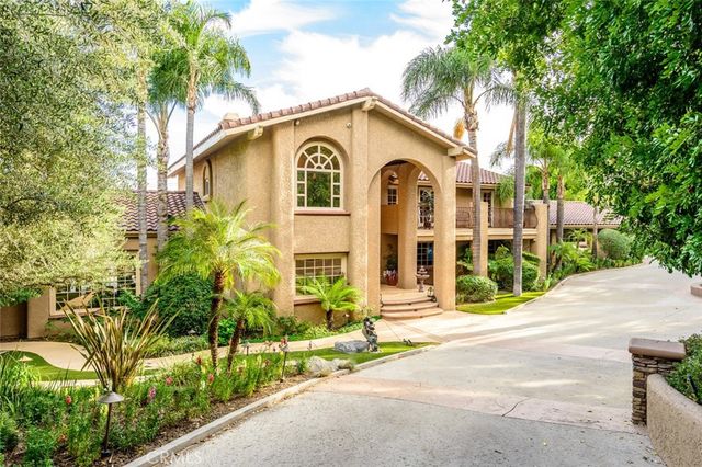 580 W 26th Street, Upland, CA 91784