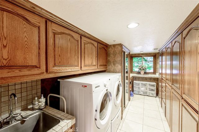 580 W 26th Street, Upland, CA 91784