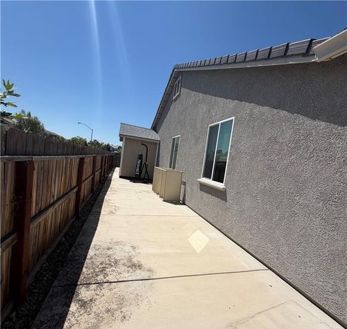 495 Daffodil, Merced, CA 95341
