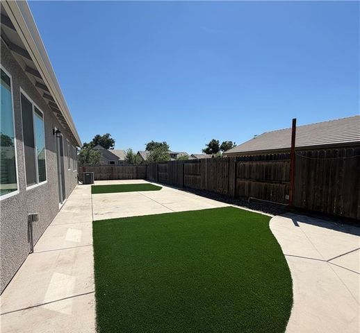 495 Daffodil, Merced, CA 95341