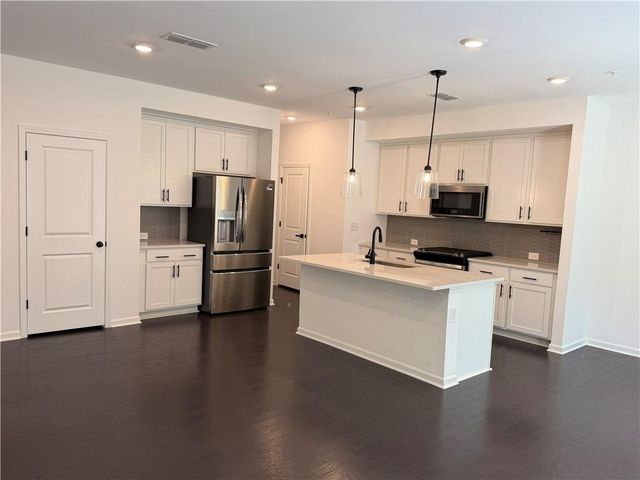 716 Vallin Street, Cumming, GA 30041