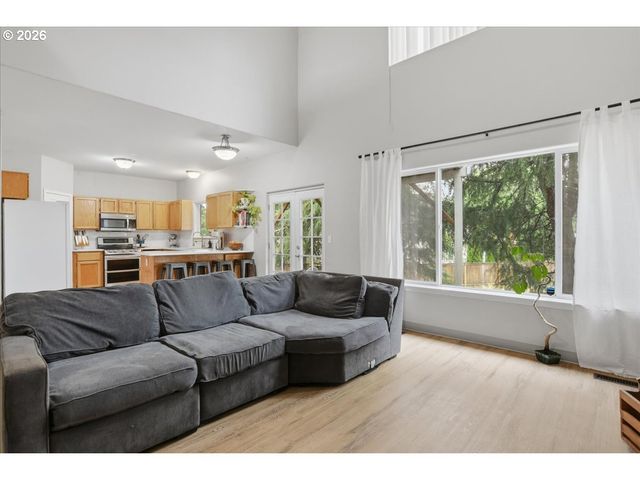 48 RED CEDAR St, St Helens, OR 97051