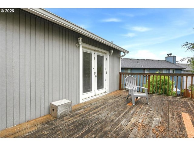 48 RED CEDAR St, St Helens, OR 97051