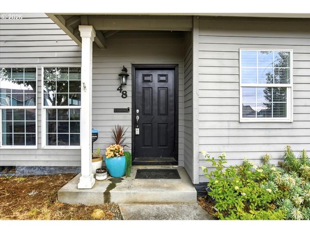 48 RED CEDAR St, St Helens, OR 97051
