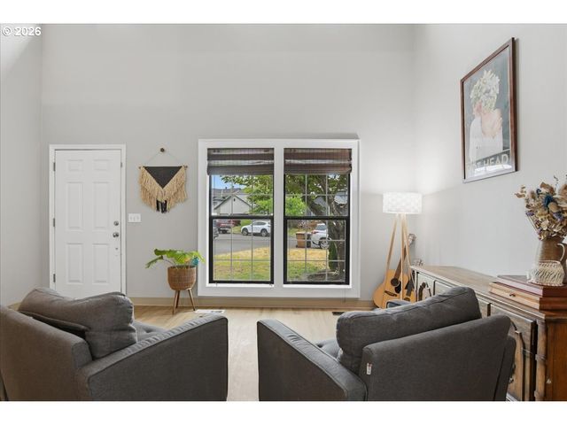 48 RED CEDAR St, St Helens, OR 97051