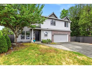 48 RED CEDAR St, St Helens, OR 97051