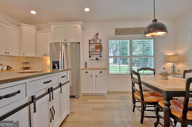 45 Oak Creek Pass, Newnan, GA 30263