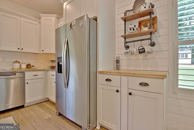 45 Oak Creek Pass, Newnan, GA 30263