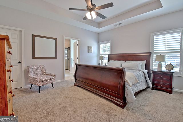 45 Oak Creek Pass, Newnan, GA 30263