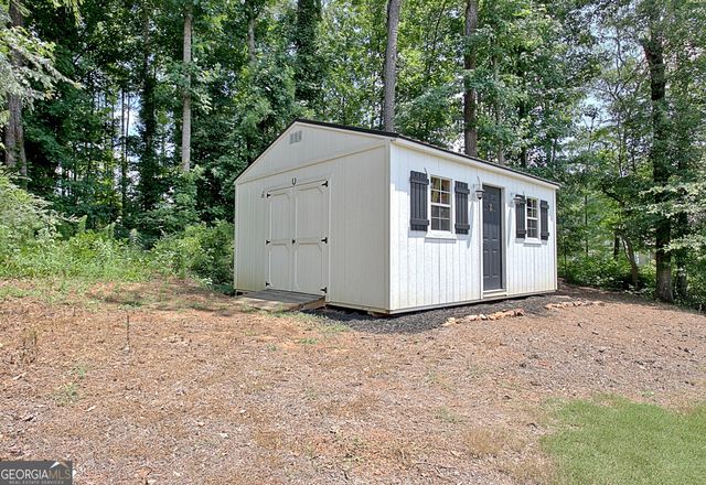 45 Oak Creek Pass, Newnan, GA 30263
