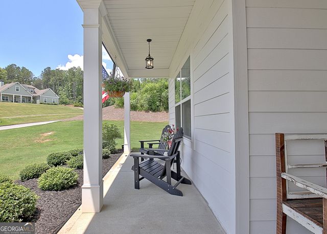 45 Oak Creek Pass, Newnan, GA 30263