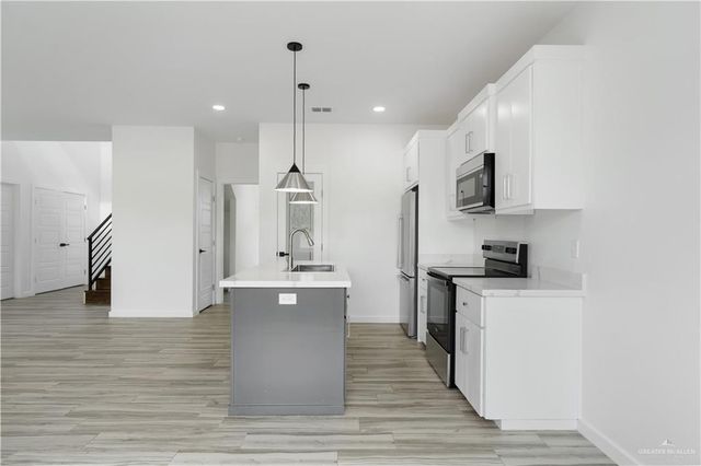 5306 N Crown Point, Pharr, TX 78577