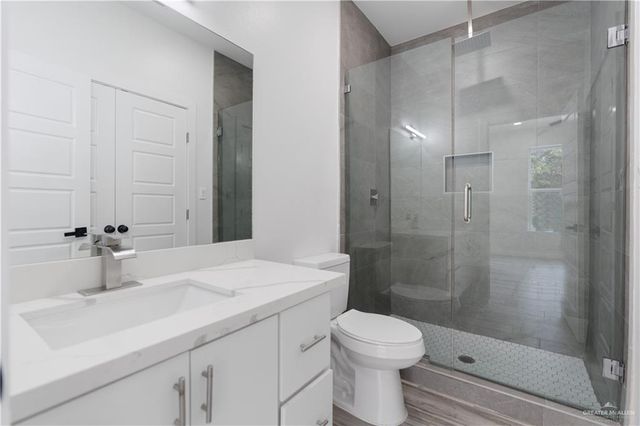 5306 N Crown Point, Pharr, TX 78577