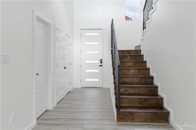 5306 N Crown Point, Pharr, TX 78577