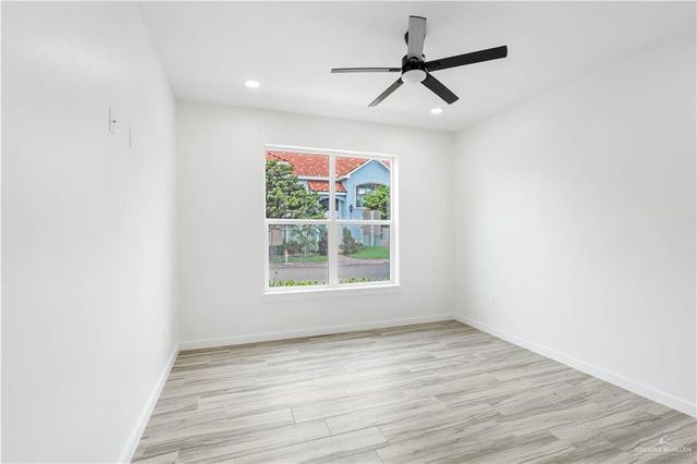 5306 N Crown Point, Pharr, TX 78577