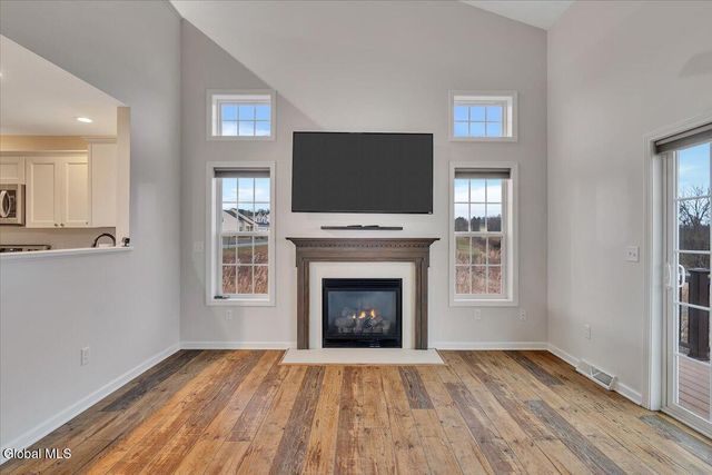 16 Paar Way, Halfmoon, NY 12118