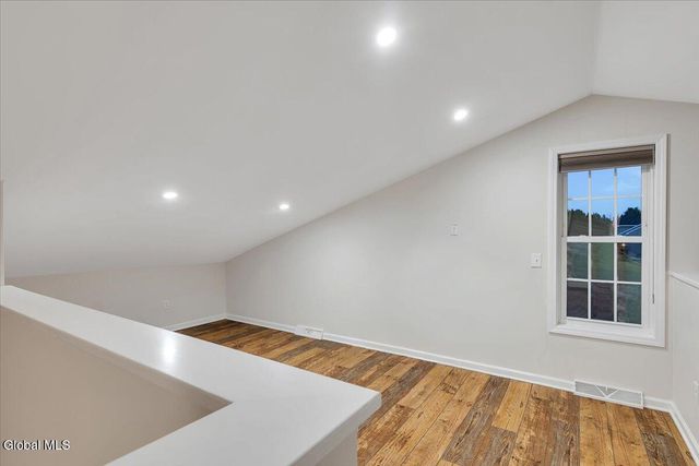 16 Paar Way, Halfmoon, NY 12118